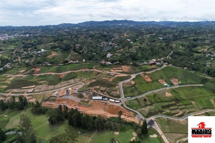 Lote en venta en Centro, Rionegro, 975 m² · foto 10 de 19