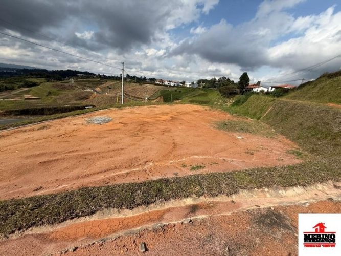 Lote en venta en Centro, Rionegro, 2000 m² · foto 6 de 18