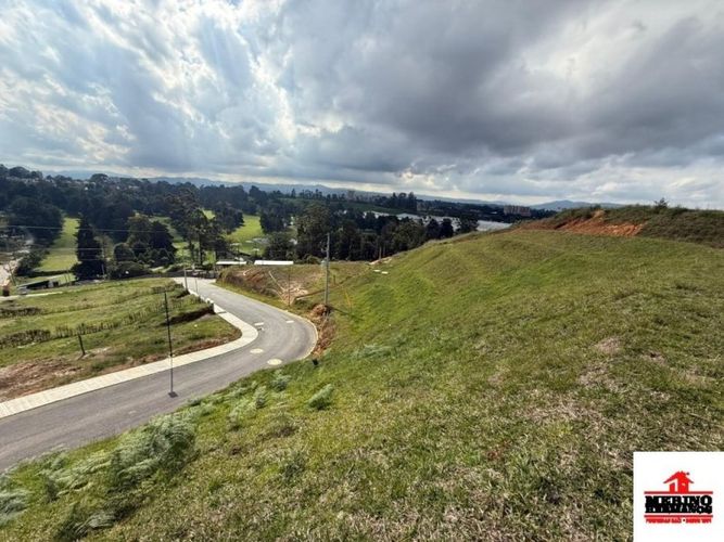 Lote en venta en Centro, Rionegro, 2000 m² · foto 12 de 18