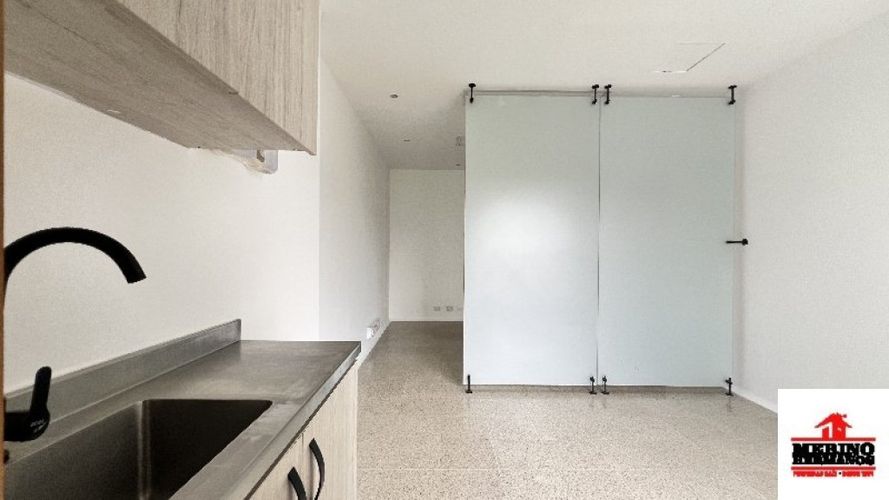 Consultorio en arriendo en La Mota, Medellín, 25 m² · foto 8 de 12