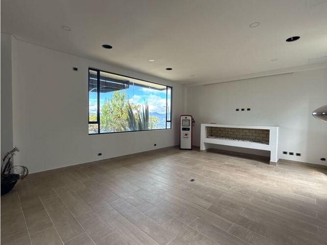 Casa de 4 alcobas en venta en Altos De Yerbabuena, Sopó, 800 m² · foto 16 de 20