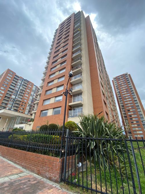 Apartamento de 3 alcobas en venta en Colina Campestre, Bogotá, 125 m² · foto 22 de 23