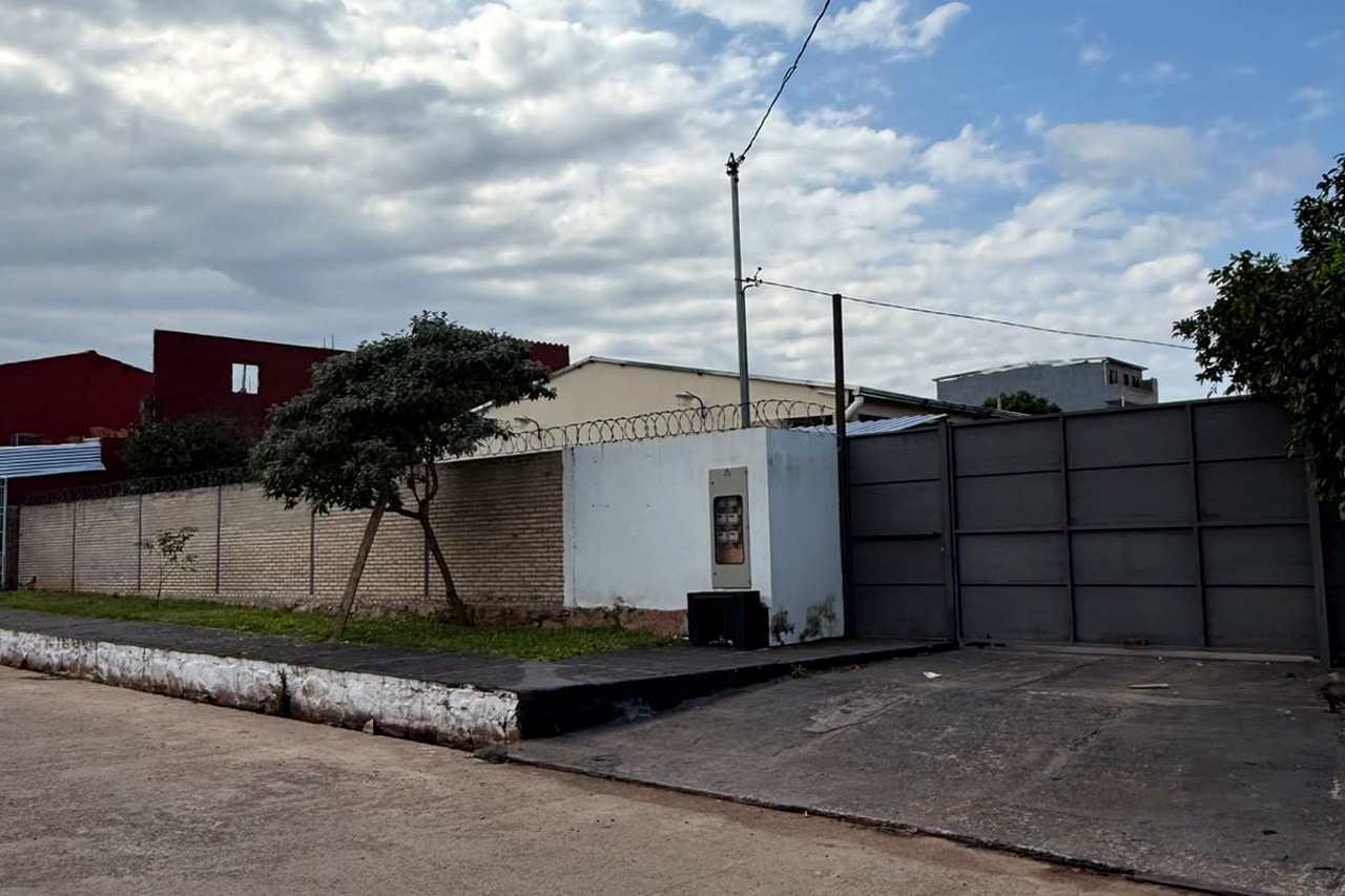 VENDO COMPLEJO DE DEPARTAMENTOS Y DUPLEX TERMINADO — foto 2