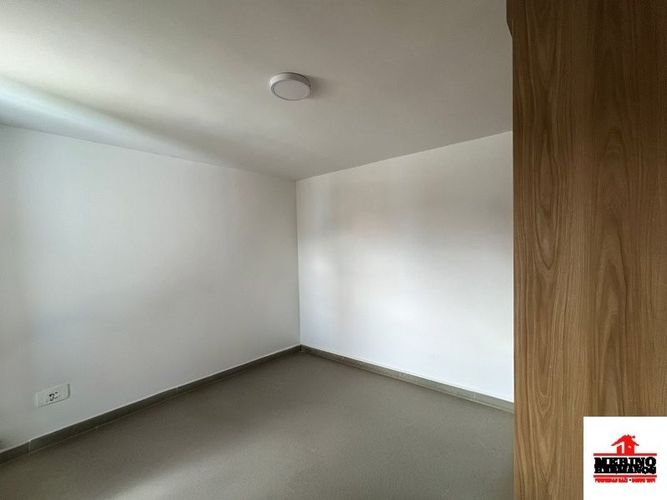 Apartamento de 3 alcobas en venta en La Ceja, 51 m² · foto 5 de 19