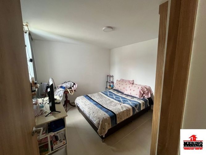 Apartamento de 3 alcobas en venta en La Ceja, 51 m² · foto 12 de 19