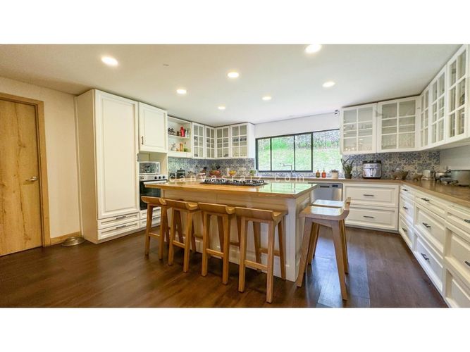 Casa de 6 alcobas en venta en Santa Elena, El Retiro, 746 m² · foto 14 de 24
