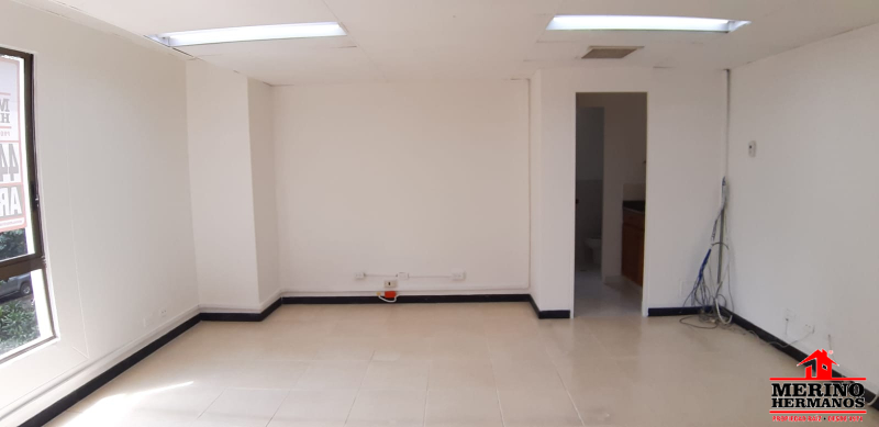 Oficina en arriendo en Patio Bonito, Medellín, 34 m² · foto 13 de 17