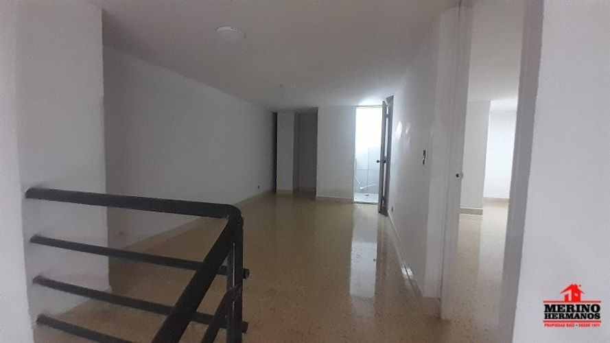 Local en arriendo en La América, Medellín, 98 m² · foto 8 de 16