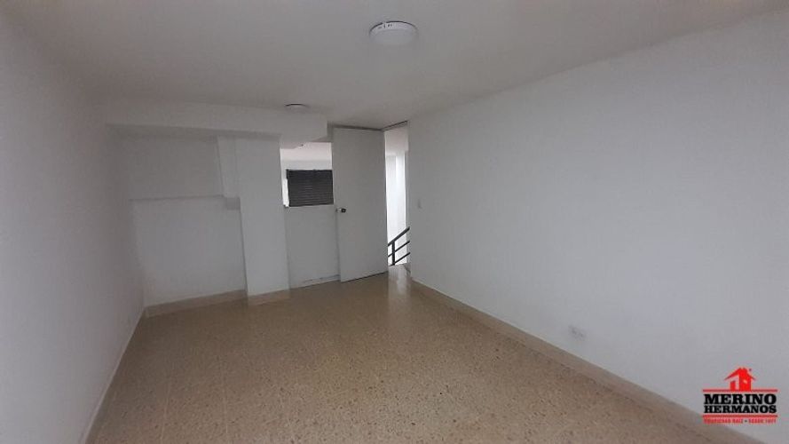 Local en arriendo en La América, Medellín, 98 m² · foto 10 de 16