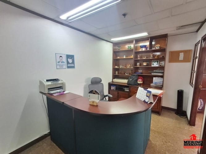 Consultorio en venta en La Candelaria, Medellín, 90 m² · foto 4 de 8