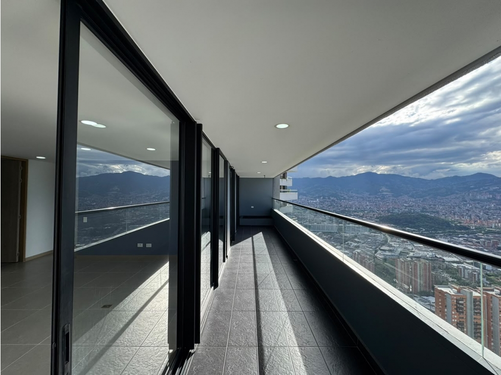 Apartamento en arriendo en Las Palmas, Medellín · foto 5 de 11