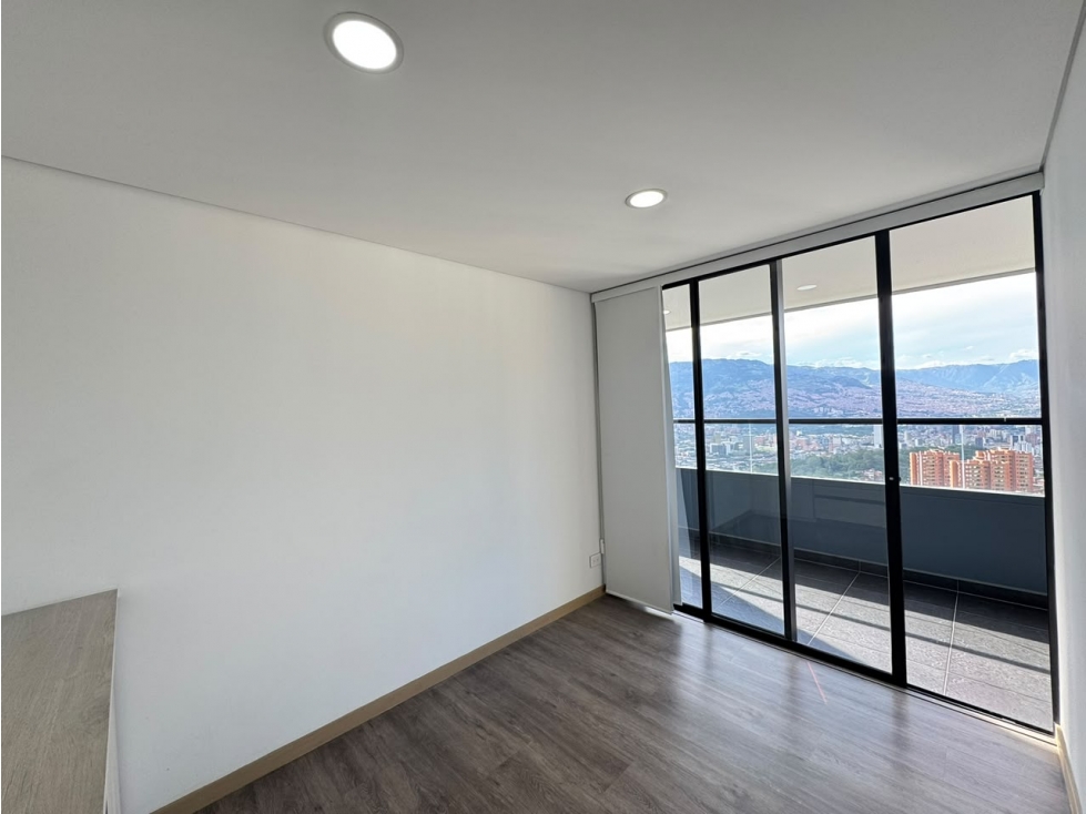 Apartamento en arriendo en Las Palmas, Medellín · foto 7 de 11
