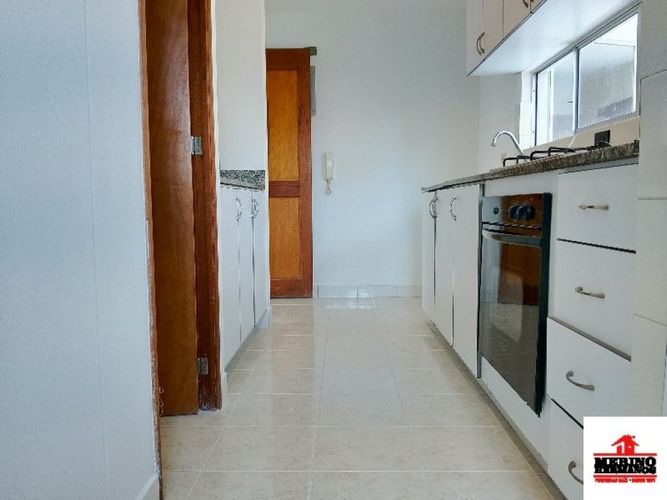 Apartamento de 3 alcobas en arriendo en Los Balsos, Medellín, 108 m² · foto 12 de 24