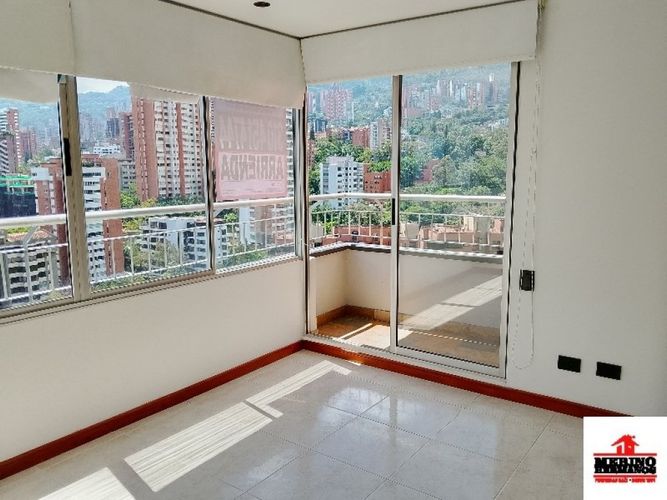 Apartamento de 3 alcobas en arriendo en Los Balsos, Medellín, 108 m² · foto 20 de 24