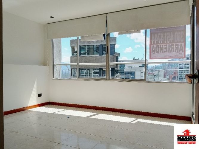 Apartamento de 3 alcobas en arriendo en Los Balsos, Medellín, 108 m² · foto 21 de 24