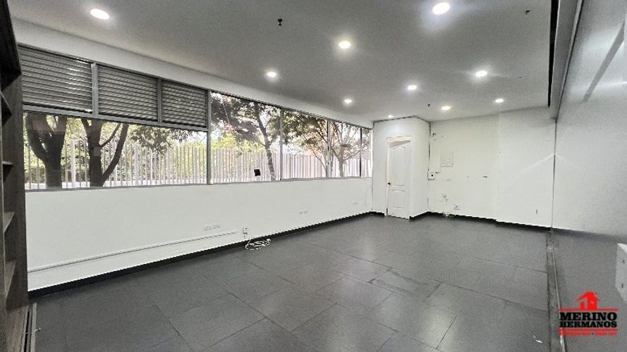 Local en arriendo en Castropol, Medellín, 31 m² · foto 2 de 15