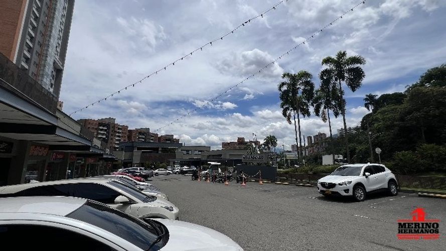 Local en arriendo en Castropol, Medellín, 31 m² · foto 12 de 15