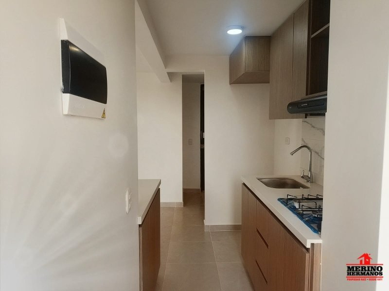 Apartamento en arriendo en Centro, Rionegro · foto 7 de 24
