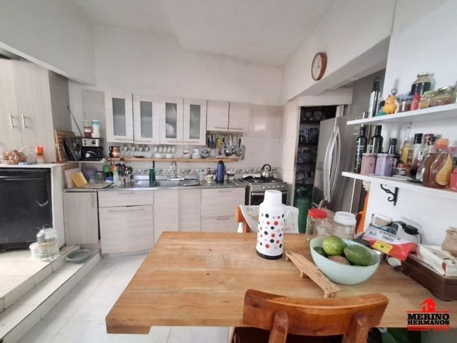 Apartamento de 3 alcobas en venta en Lorena, Medellín, 129 m² · foto 3 de 13