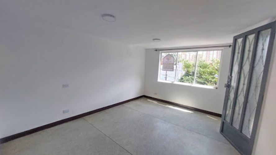 Apartamento de 3 alcobas en arriendo en Belén Las Violetas, Medellín, 35 m² · foto 2 de 17
