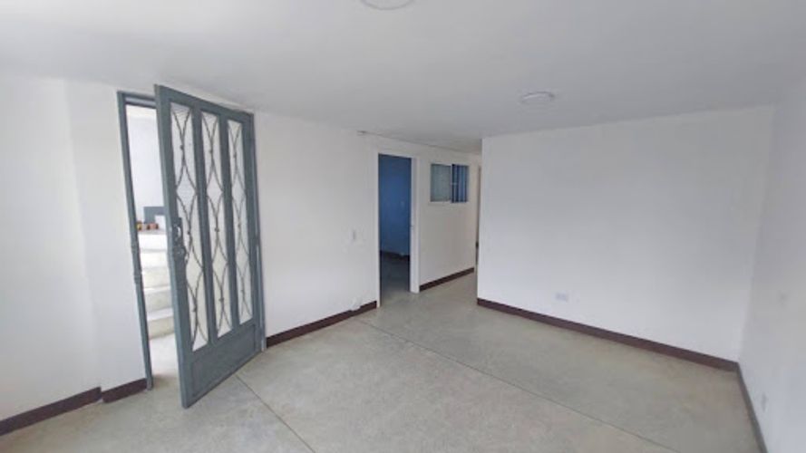 Apartamento de 3 alcobas en arriendo en Belén Las Violetas, Medellín, 35 m² · foto 3 de 17