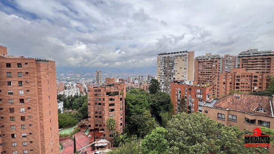 Apartamento de 3 alcobas en arriendo en El Tesoro, Medellín, 170 m² · foto 7 de 21