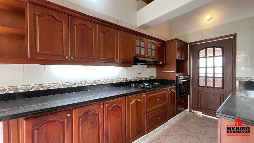 Apartamento de 3 alcobas en arriendo en El Tesoro, Medellín, 170 m² · foto 9 de 21