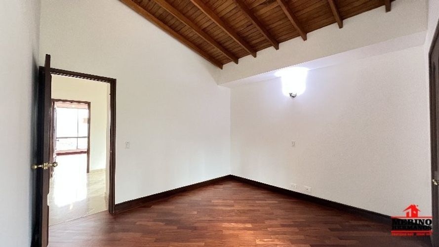 Apartamento de 3 alcobas en arriendo en El Tesoro, Medellín, 170 m² · foto 11 de 21