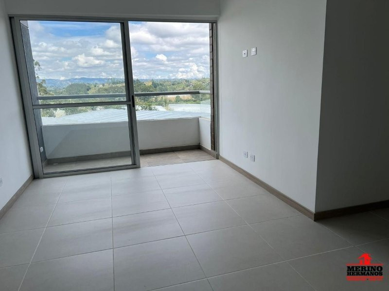 Apartamento en venta en Central, Marinilla · foto 2 de 12