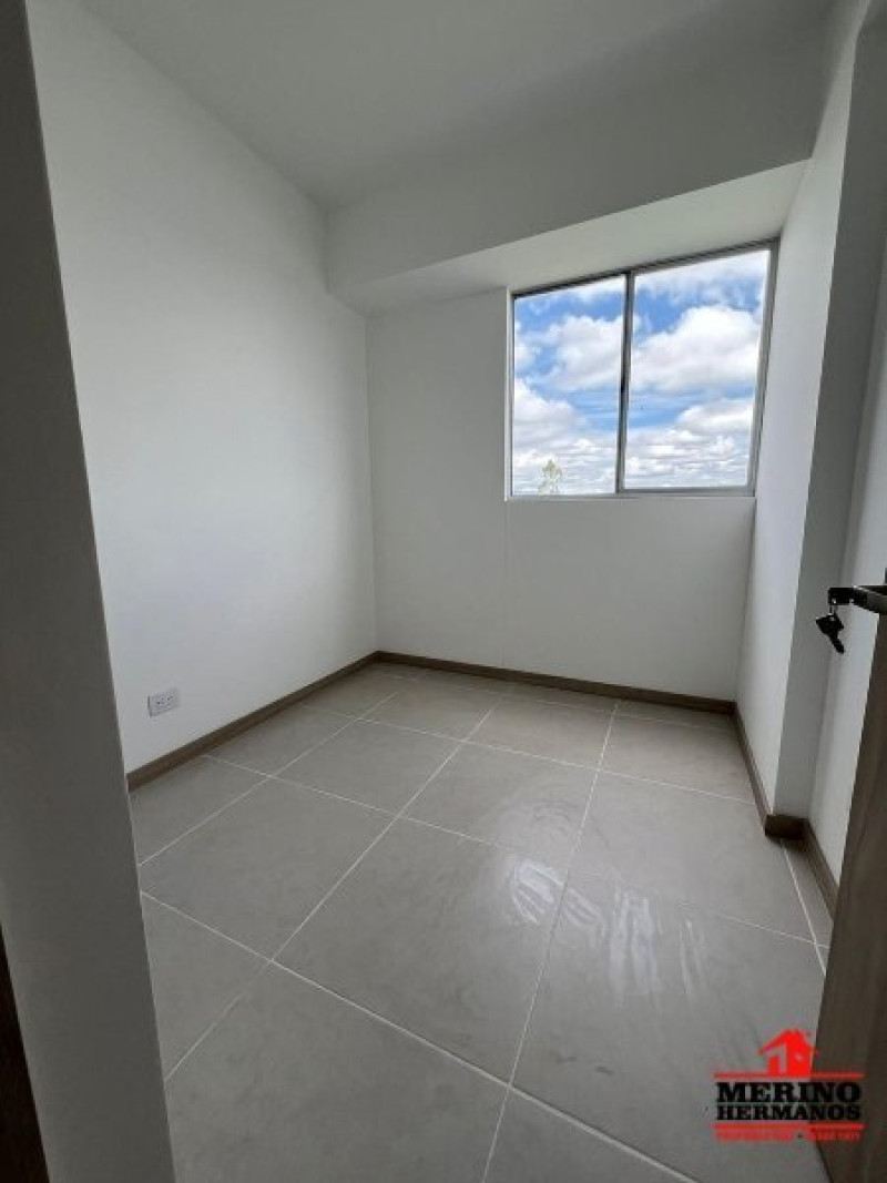 Apartamento en venta en Central, Marinilla · foto 5 de 12