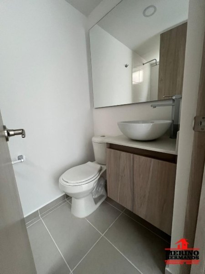 Apartamento en venta en Central, Marinilla · foto 8 de 12