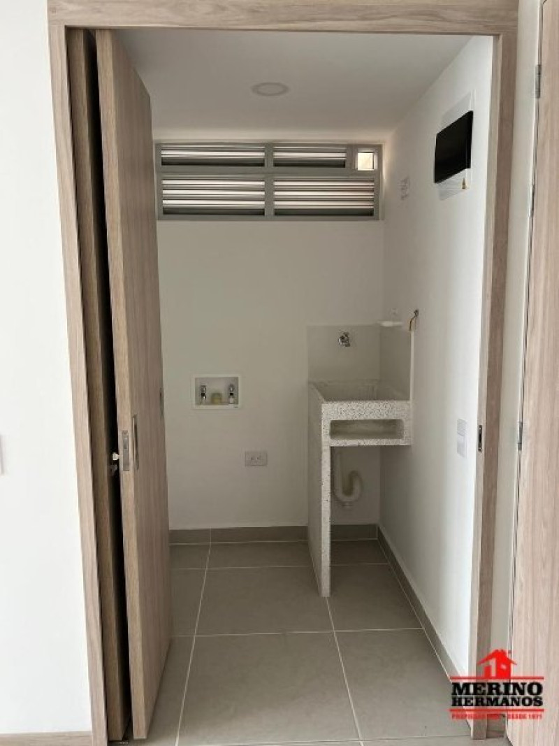 Apartamento en venta en Central, Marinilla · foto 9 de 12