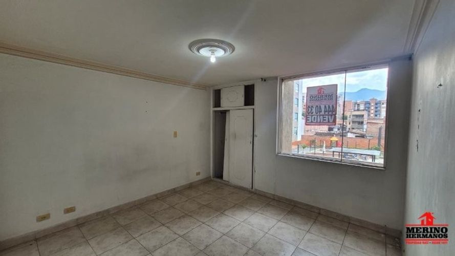Apartamento en venta en Laureles, Medellín · foto 14 de 24