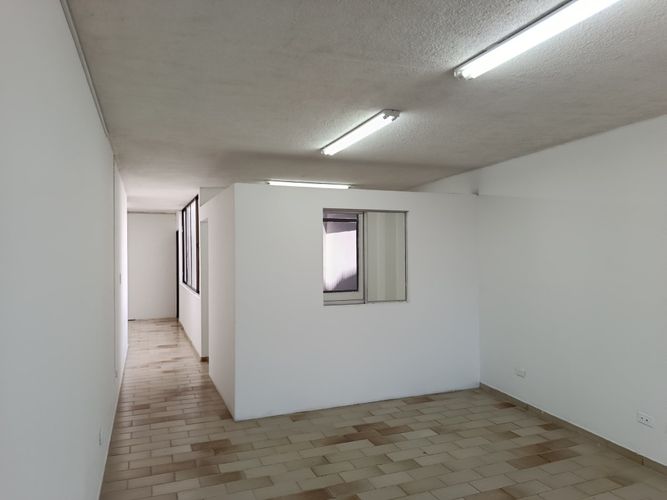 Oficina en arriendo en San Vicente, Cali, 60 m² · foto 7 de 12