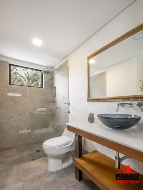Casa de 3 alcobas en venta en Colasania, Medellín, 350 m² · foto 8 de 14