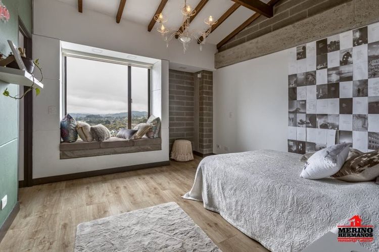 Casa de 3 alcobas en venta en Colasania, Medellín, 350 m² · foto 12 de 14