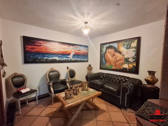 Finca en venta en Simon Bolivar Sb (Centro), Copacabana, 350 m² · foto 4 de 22