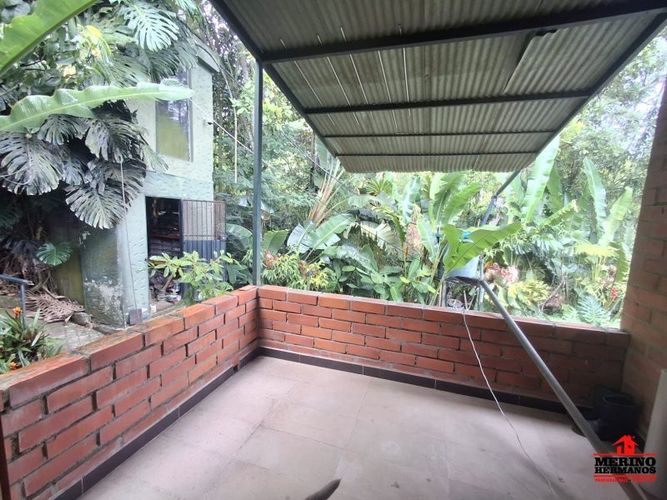 Finca en venta en Simon Bolivar Sb (Centro), Copacabana, 350 m² · foto 11 de 22