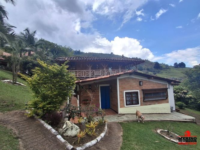 Finca en venta en Simon Bolivar Sb (Centro), Copacabana, 350 m² · foto 21 de 22