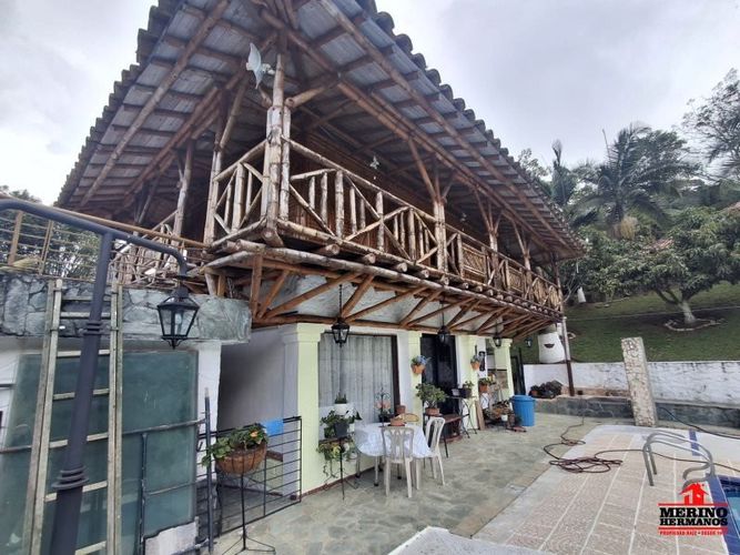Finca en venta en Simon Bolivar Sb (Centro), Copacabana, 350 m² · foto 22 de 22