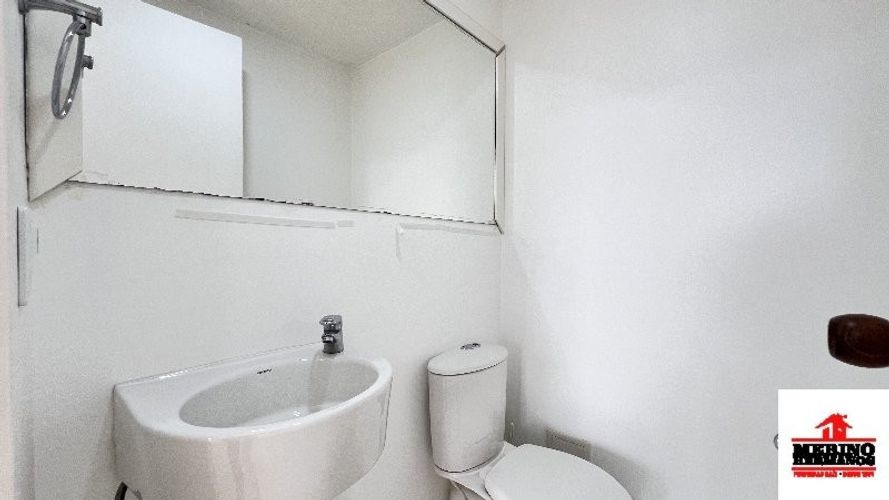 Oficina en arriendo en Patio Bonito, Medellín, 37 m² · foto 10 de 13