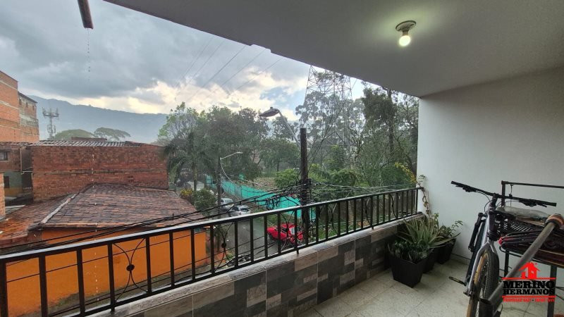 Casa en venta en Centro, Itagüí · foto 4 de 17