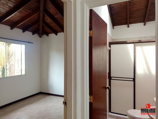 Casa de 5 alcobas en venta en Santa Ana, Rionegro, 300 m² · foto 7 de 24
