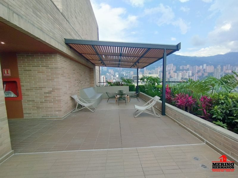 Apartamento en arriendo en Castropol, Medellín · foto 15 de 24