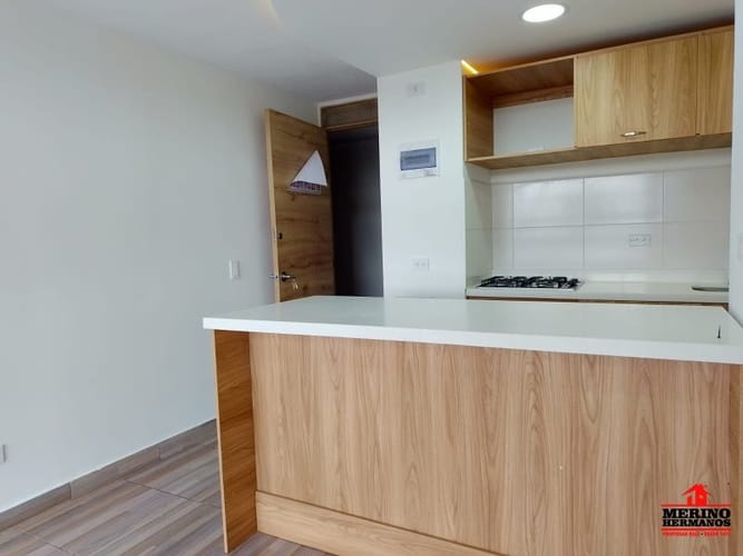Apartamento de 3 alcobas en venta en Centro, Rionegro, 55 m² · foto 3 de 24