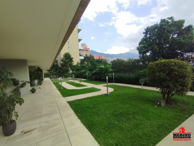 Apartamento en arriendo en Castropol, Medellín · foto 19 de 24