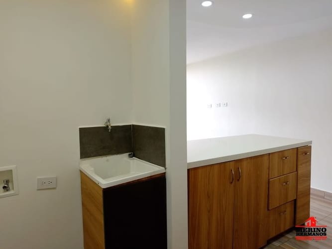 Apartamento de 3 alcobas en venta en Centro, Rionegro, 55 m² · foto 6 de 24