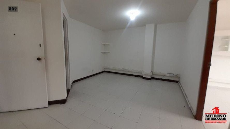Oficina en arriendo en Conquistadores, Medellín, 34 m² · foto 7 de 19