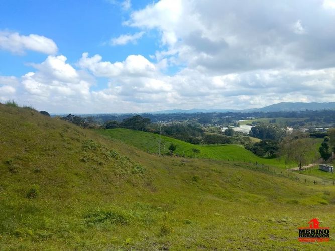 Lote en venta en Centro, Rionegro, 7989 m² · foto 3 de 12