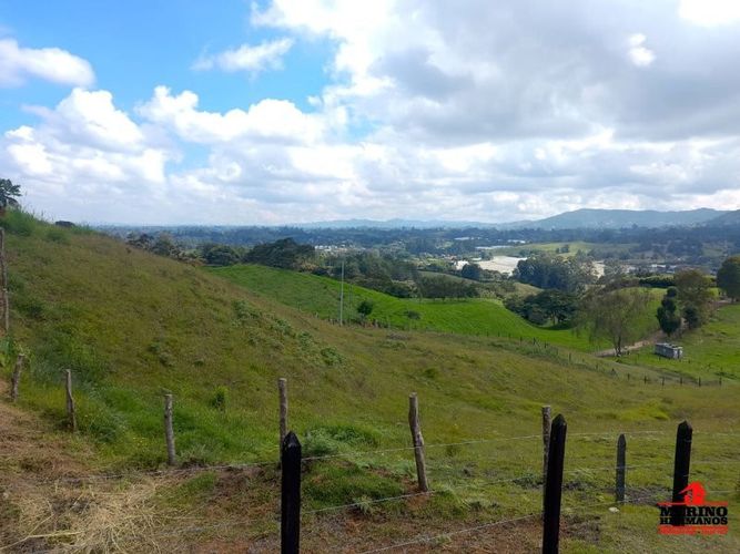 Lote en venta en Centro, Rionegro, 7989 m² · foto 8 de 12